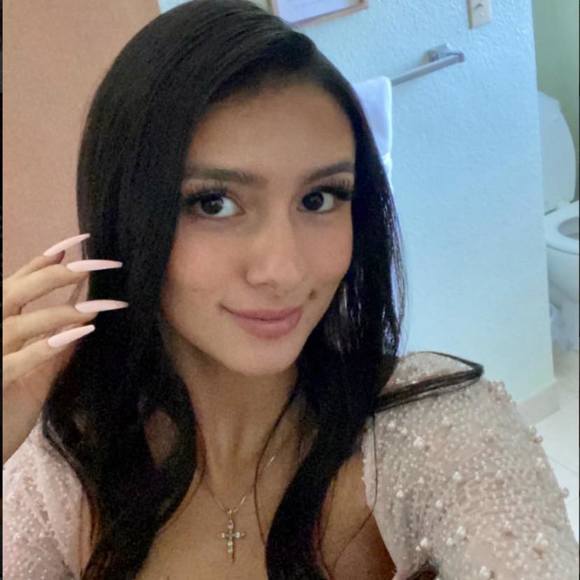 Meet your Posher, Ruth - Picture 1 of 1